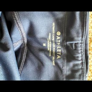 Athleta Ultimate Capri Stash Pocket 7/8 Tight Leggings - Navy Color